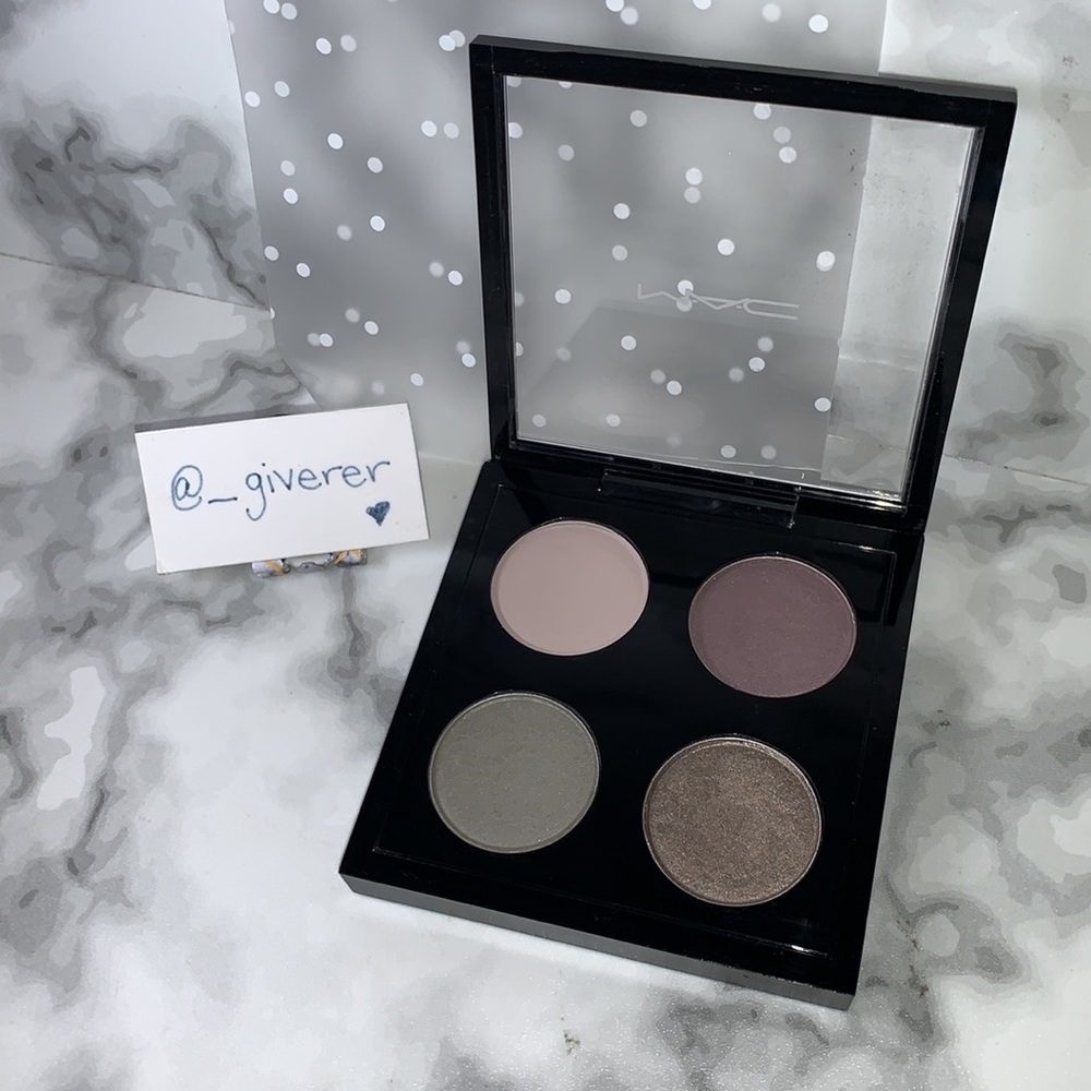 Lady Grey Eye Quad Eyeshadow Palette MAC